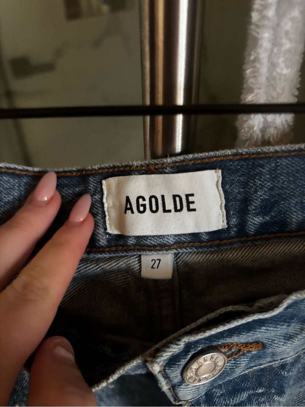 Agolde Medium Blue Vintage-Inspired Denim Jeans - Picture 3 of 6